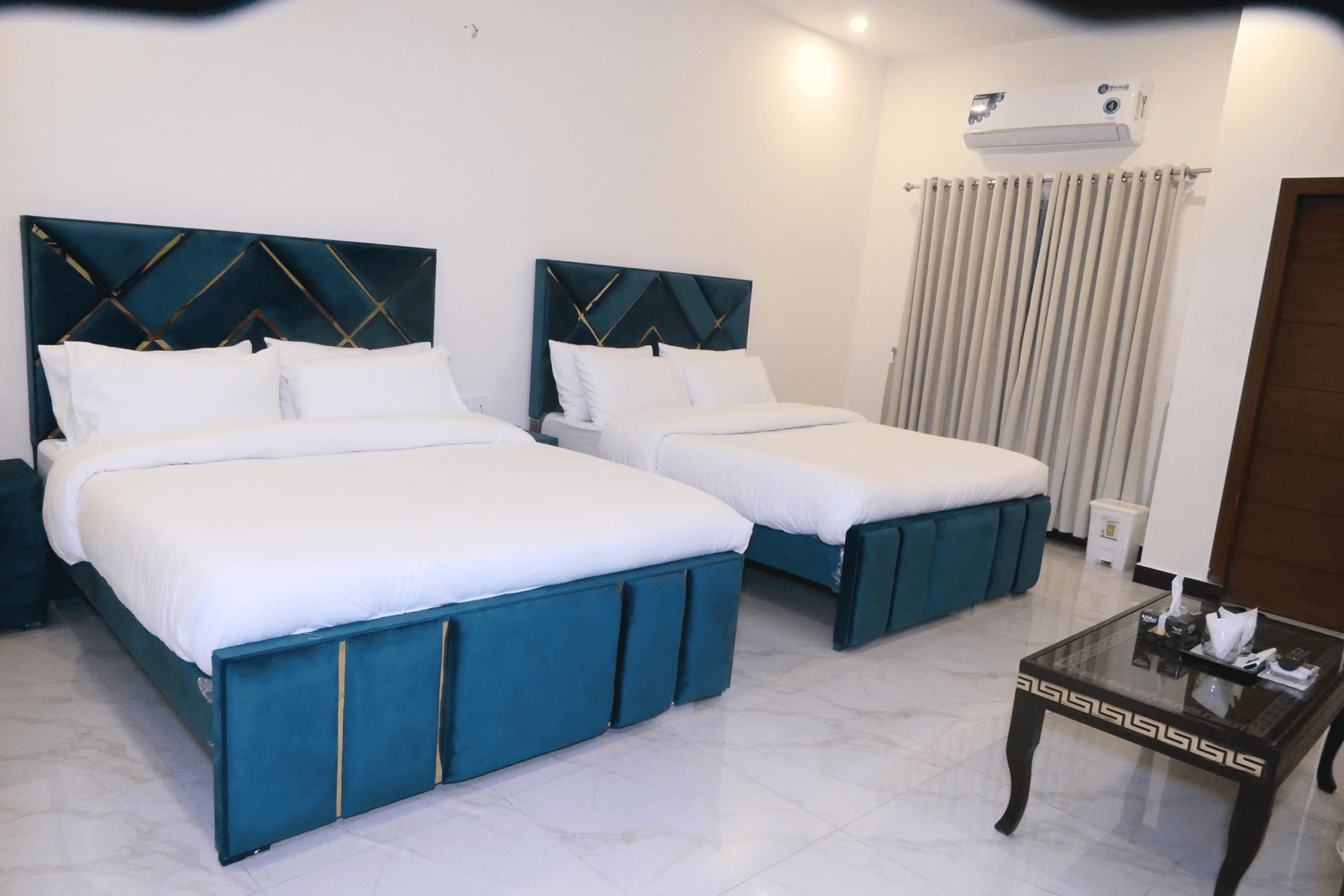 Deluxe double room best luxury hotel